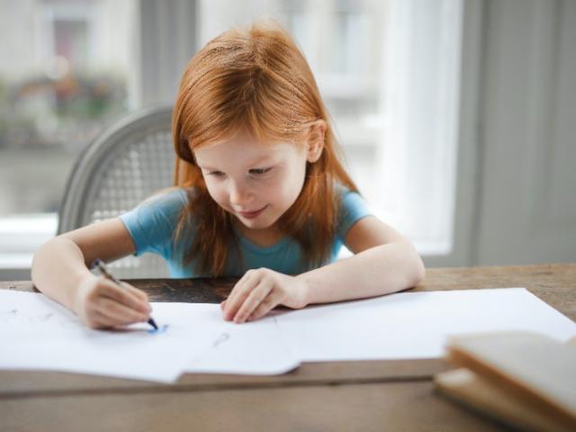 Rentrée scolaire : comment l'hypnose aide les enfants dans leur apprentissage.