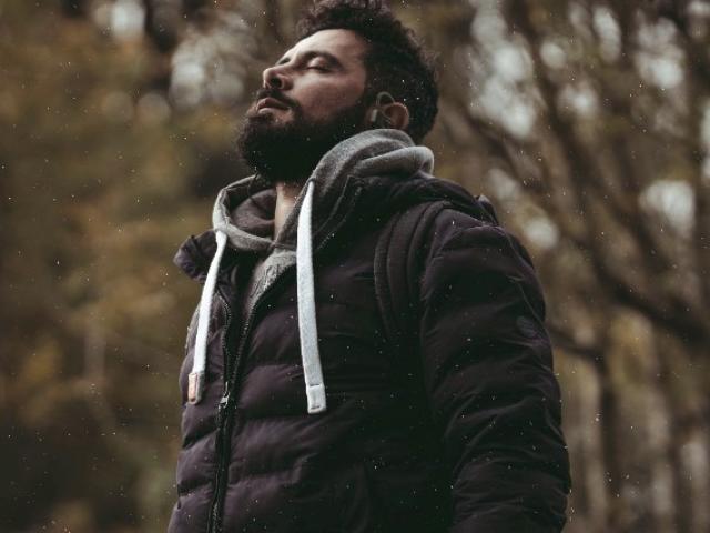 Témoignage d'une personne qui était stressée et souhaitait être plus détendue.